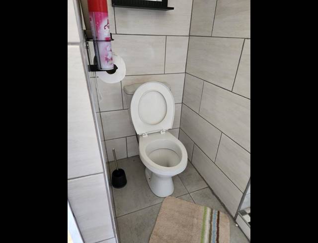 1 BEDROOM PROPERTY TO RENT IN FOREST HILL